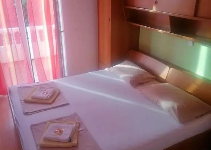 Apartament By The Sea Barbat, Rab - 22366 *